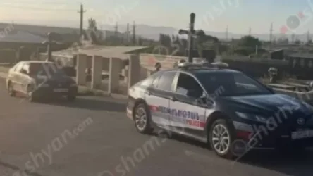 Ողբերգական դեպք․ շենքի պատուհանից վայր ընկած ու մահացած երեխայի մորը հայտնաբերել են գերեզմաններում կախված