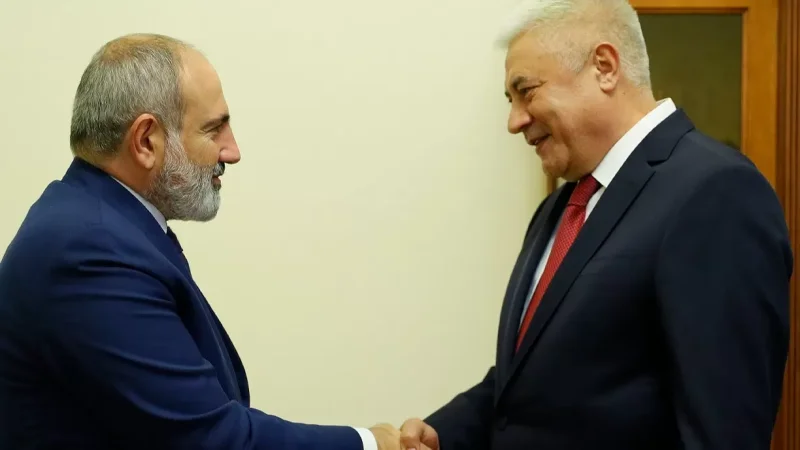 Փաշինյանն ընդունել է Ռուսաստանի ՆԳՆ ղեկավարին