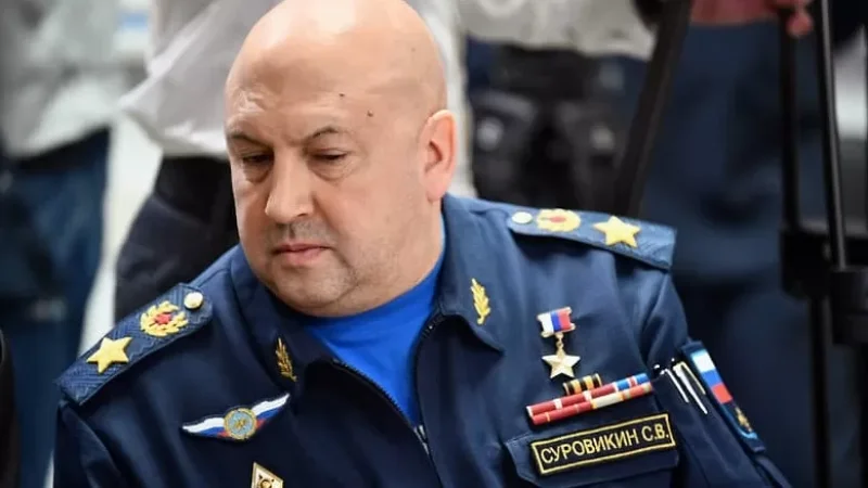 Ռուս գեներալ Սուրովիկինն ազատվել է աշխստանքից