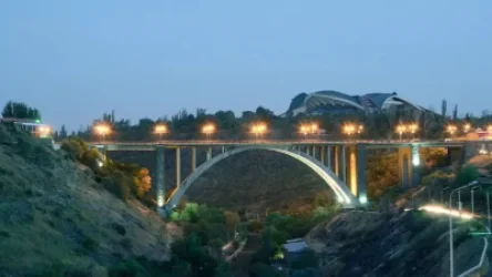 Քաղաքացին փորձել է նետվել Կիևյան կամրջից․ ինքնասպանության փորձ