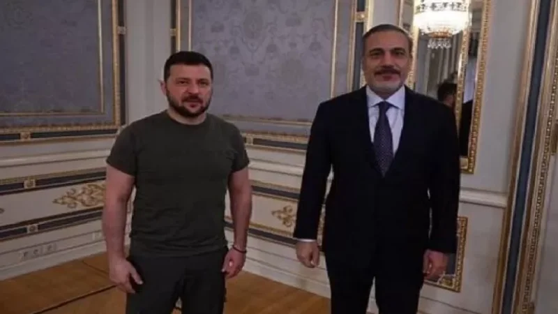 Թուրքիայի արտգործնախարարն Ուկրաինայում է