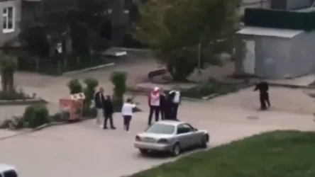 ՏԵՍԱՆՅՈՒԹ․ ՌԴ-ում հարբած 4 ադրբեջանցիներ արմատուրաներով և մուրճով հարձակվել են ռուսների վրա․ մեկ մարդ մահացել է