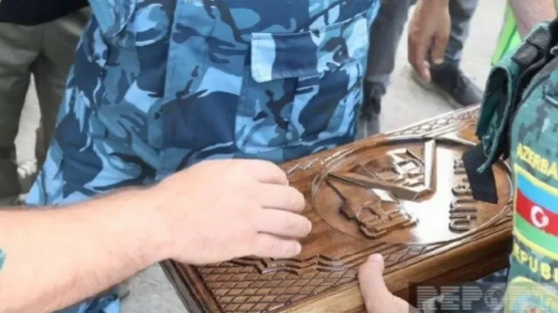 Photographs: Azerbaijanis Seize Backgammon Set with Artsakh Emblem