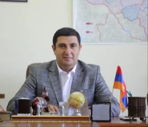 Գյումրիի քաղաքապետը հրաժարական է տվել