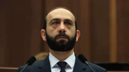 Արարատ Միրզոյանն ԱՄՆ պետքարտուղարի օգնականի հետ խոսել է Լաչինի միջանցքի մասին