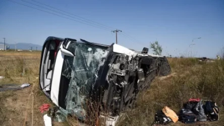 Զբոսաշրջային ավտոբուսի և մեքենայի բախման հետևանքով Հունաստանում 4 մարդ է մահացել, 23-ը` վիրավորվել