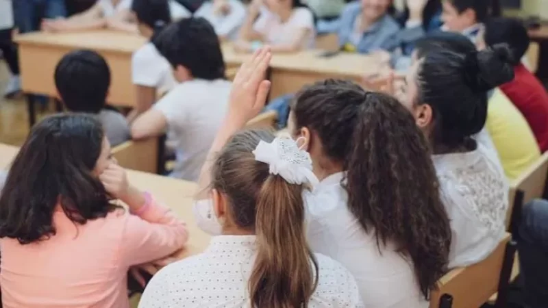 Տարրական և հիմնական դպրոցում յուրաքանչյուր դասարանում սովորողների առավելագույն թիվը 35 է. ԿԳՄՍՆ