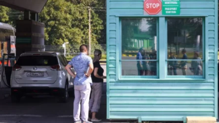 Էստոնիան արգելել է ռուսական համարանիշներով ավտոմեքենաների մուտքը երկիր