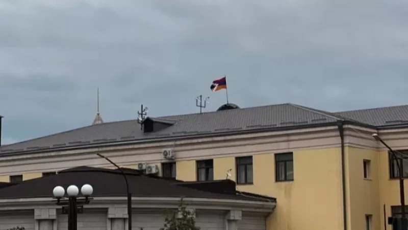 12։50-ի դրությամբ թշնամին չի հասել և դրոշ չի դրել Ստեփանակերտի հրապարակում. Դավիթ Թորոսյան