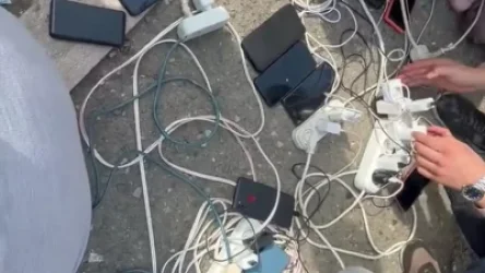 ՏԵՍԱՆՅՈՒԹ. «Ստեփանակերտում հեռախոս լիցքավորելը հացի պես կարևոր է». Մարութ Վանյան