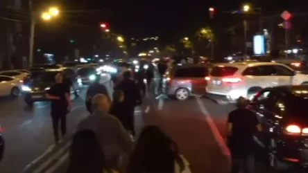 ՈՒՂԻՂ. Երևանում ցուցարարները փակել են մի շարք փողոցներ