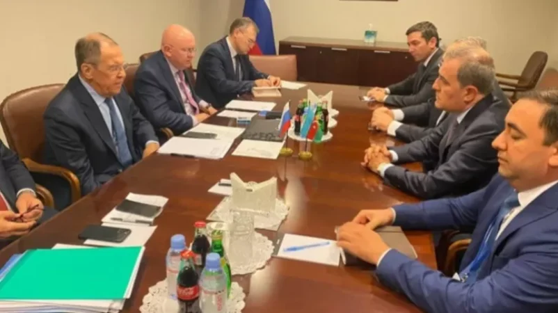 Լավրովն ու Բայրամովը քննարկել են տարածաշրջանում ստեղծված իրավիճակը