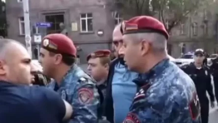 ՏԵՍԱՆՅՈՒԹ. Ուժայինները սկսել են բերման ենթարկել ակցիայի մասնակիցներին