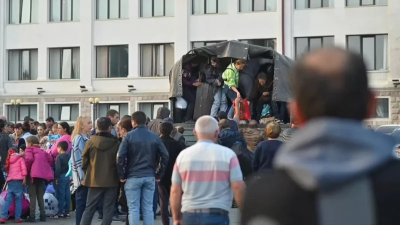 Ներկայանալ գրանցվելու և միգրացիոն թերթիկը լրացնելու համար․ Սիսիանի համայնքապետարանը՝ Արցախից բռնի տեղահանվածներին