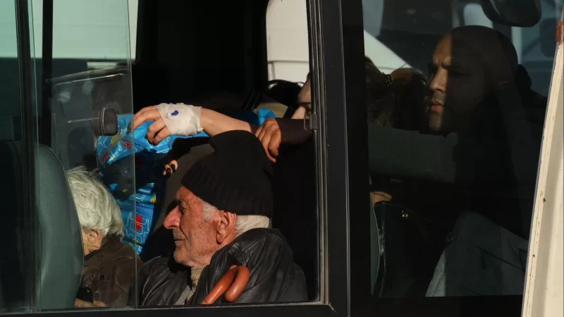 «Կարծում եմ` այս գիշեր, վաղվա ընթացքում Արցախից դուրս կգա վերջին քաղաքացին»․ Գնել Սանոսյան