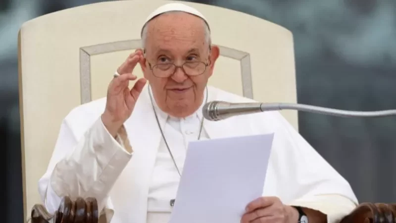 Կրկնում եմ Ադրբեջանի և Հայաստանի միջև երկխոսության իմ հորդորը. Հռոմի պապ