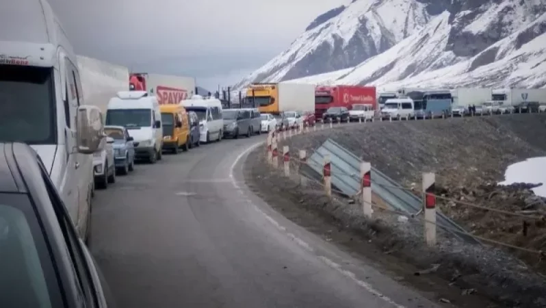 Վերին Լարսում իրավիճակը կարգավորվե՞լ է. Քերոբյանը լավ լուր հայտնեց