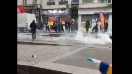 ՏԵՍԱՆՅՈՒԹ. Ֆրանսիայի ոստիկանությունն արցունքաբեր գազ է կիրառել Պաղեստինին աջակցող ցույցի մասնակիցների դեմ