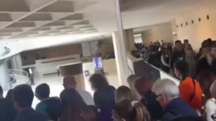 ՏԵՍԱՆՅՈՒԹ. Լուվրի թանգարանի այցելուները տարհանվել են ռումբի մասին ահազանգի պատճառով