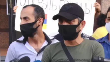 ՌԴ մեկնել ցանկացողները ՔՊԿ գրասենյակի դիմաց պահանջում են սահմանը հատելու հնարավորություն