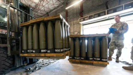 ԱՄՆ–ն Իսրայելին կփոխանցի Ուկրաինայի համար վերապահված տասնյակ հազարավոր հրետանային արկեր