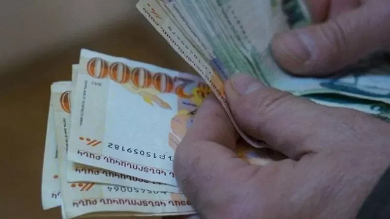 Խուճապի մատնվել պետք չէ․ Բաղդասարյանը՝ 100 000-ական դրամների փոխհատուցման մասին
