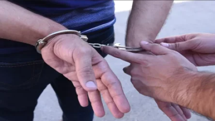 Դատարանի մոտ սպանության փորձ կատարելու մեջ մեղադրվող անձը կալանավորվել է