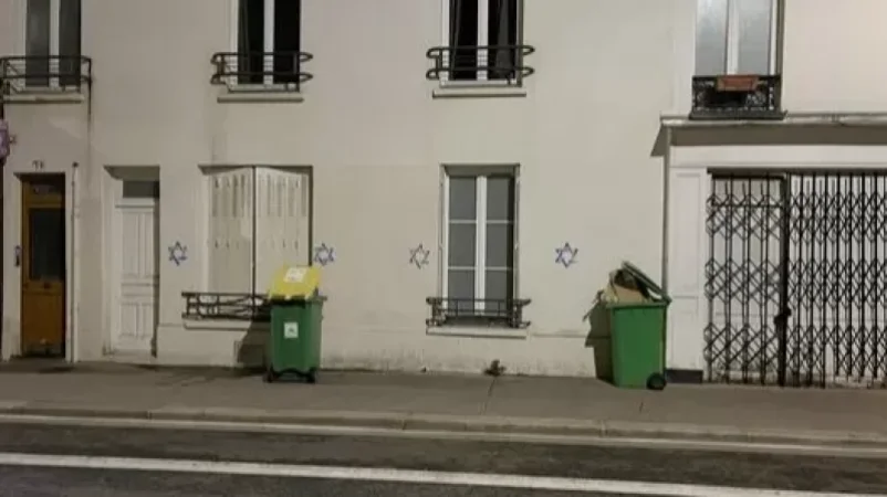 Photograph: 'David's Stars' on Jewish Homes in Paris and Suburbs