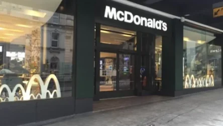 ՏԵՍԱՆՅՈՒԹ. Պաղեստինի դրոշի գույներով մկներին բաց են թողել McDonald's-ում