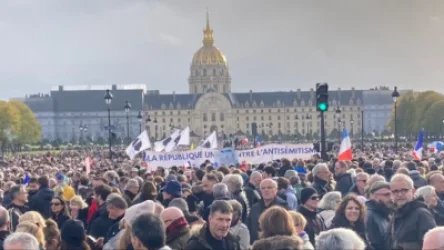 ՏԵՍԱՆՅՈՒԹ. Բազմահազարանոց երթ Փարիզում` ընդդեմ հակասեմիտիզմի