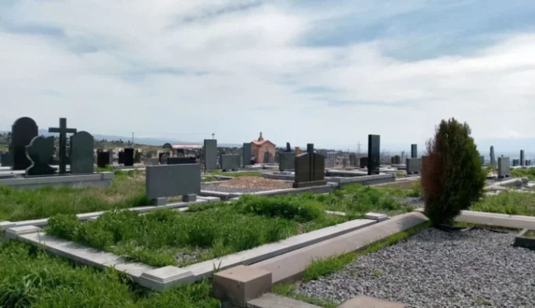 Ուշադրոթյուն. կեղծ հոգևորական է հայտնվել, որ թшղման կարգ է կատարում