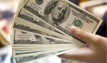 42-ամյա կինը գրքի միջից գողացել էր 84-ամյա համաքաղաքացու 5000 դոլարը