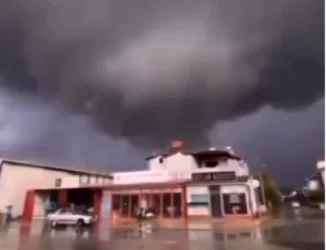 ՏԵՍԱՆՅՈՒԹ․ Թուրքիայում հանկարծակի հսկա տորնադո է գոյացել