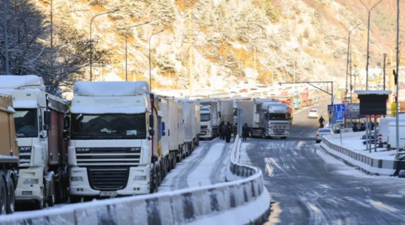 Լարսը  կրկին փակ է․ ի՞նչ իրավիճակ է ՀՀ ավտոճանապարհներին