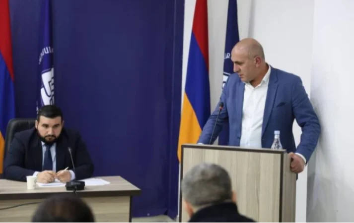 Ալավերդու համայնքապետը չի պատրաստվում այդքան հեշտ իր տեղը զիջել ՔՊ-ի ներկայացուցչին․ «Հրապարակ»