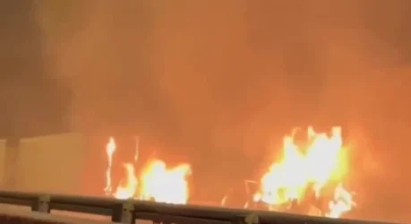 ՏԵՍԱՆՅՈՒԹ. Մոսկվայի Կիևսկոյե մայրուղում խոշոր վթար է տեղի ունեցել. այրվել են մի քանի մեքենաներ