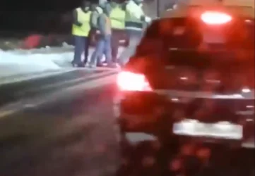 ՏԵՍԱՆՅՈՒԹ. Ուկրաինացիները գործադուլ են հայտարարել Լեհաստանի սահմանին՝ արգելափակելով ավտոմեքենաների երթևեկությունը