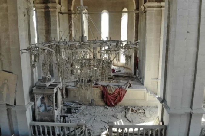 Ադրբեջանն օկուպացված Արցախում ոչնչացնում է հայկական ժառանգությունը․ վտանգների մասին ահազանգում է CHW-ը