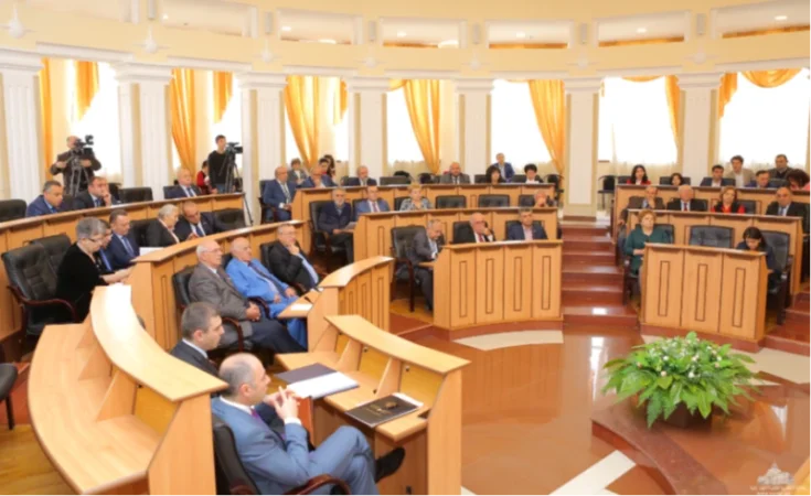 Արցախի խորհրդարանը գաղտնի նիստ է գումարել․ «Հրապարակ»