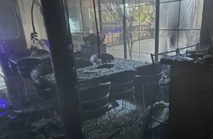 Աբովյան փողոցում գտնվող ռեստորաններից մեկում հրդեհ է բռնկվել