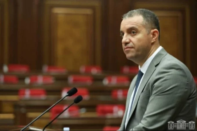 Այս պահին հիմնականում մեքենաները անցնում են Լարսի անցակետով. Վահան Քերոբյան