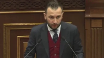 ՏԵՍԱՆՅՈՒԹ. Շատ գովելի է, շարունակեք լսել ինձ, Ձեզ «ֆան բեյջ» եմ տալու, տիկի՛ն Կյուրեղյան․ Կոնջորյան