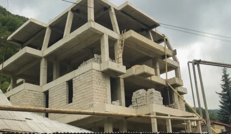 Ինքնակամ շինություններն օրինականացնելու համար անհրաժեշտ է դրանք պարտադիր հաշվառել․ Կադաստրի կոմիտե