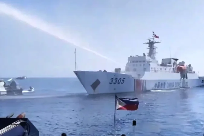 Լարված իրավիճակ՝ Հարավչինական ծովում. Չինաստանը գնդակոծել է Ֆիլիպինյան նավեր