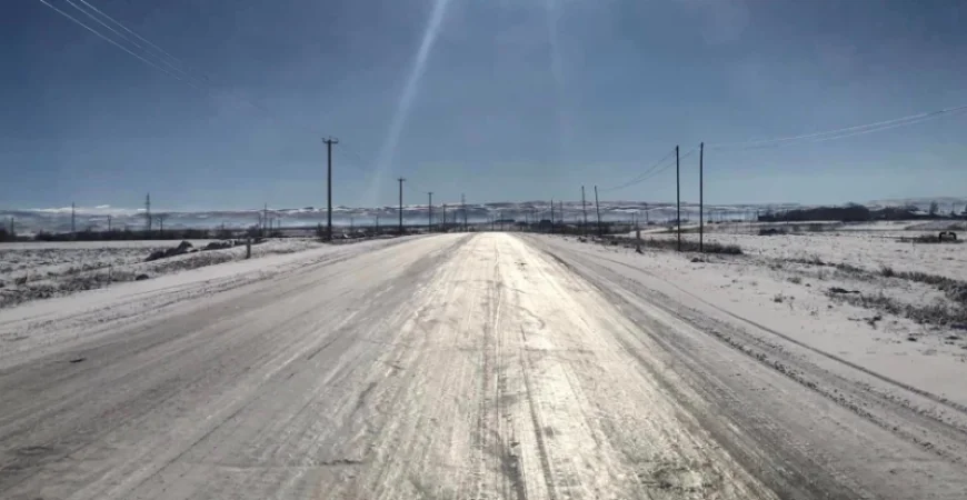 Գյումրի-Բայանդուր ճանապարհին մի պարկ ավազ անգամ չեն լցրել․ Թումասյան