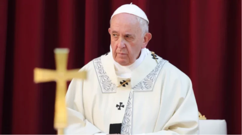 «Օրհնություն տալ դեռ չի նշանակում հավանություն տալ ամուսնությանը»․ մանրամասներ՝ միասեռականներին օրհնելու մասին