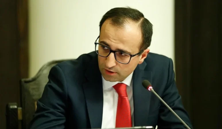 Արսեն Թորոսյանն առաջարկել է ՀՀ-ում ամուսնանալ թույլատրել 21 տարեկանից