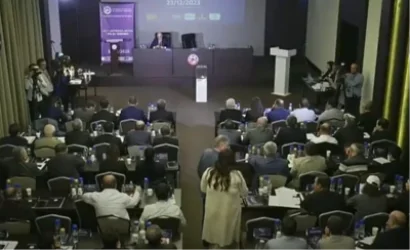 Ընտրությունները վերածվել են աթոռակռվի . «Փյունիկ» ֆուտբոլային ակումբ