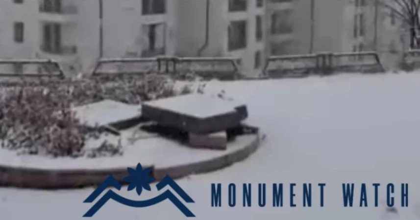 ԼՈՒՍԱՆԿԱՐՆԵՐ. Ստեփանակերտում ադրբեջանցիները ավերել են Անատոլի Զինևիչի կիսանդրին