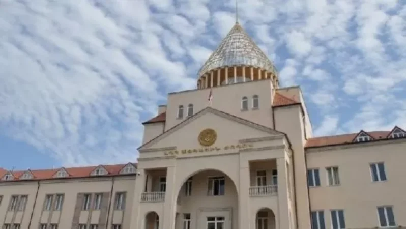 ԱՀ քաղաքացիներին աջակցության տրամադրման էլեկտրոնային դիմումների մուտքագրումը կիրականացվի նաև ԱՀ ԱԺ շենքում